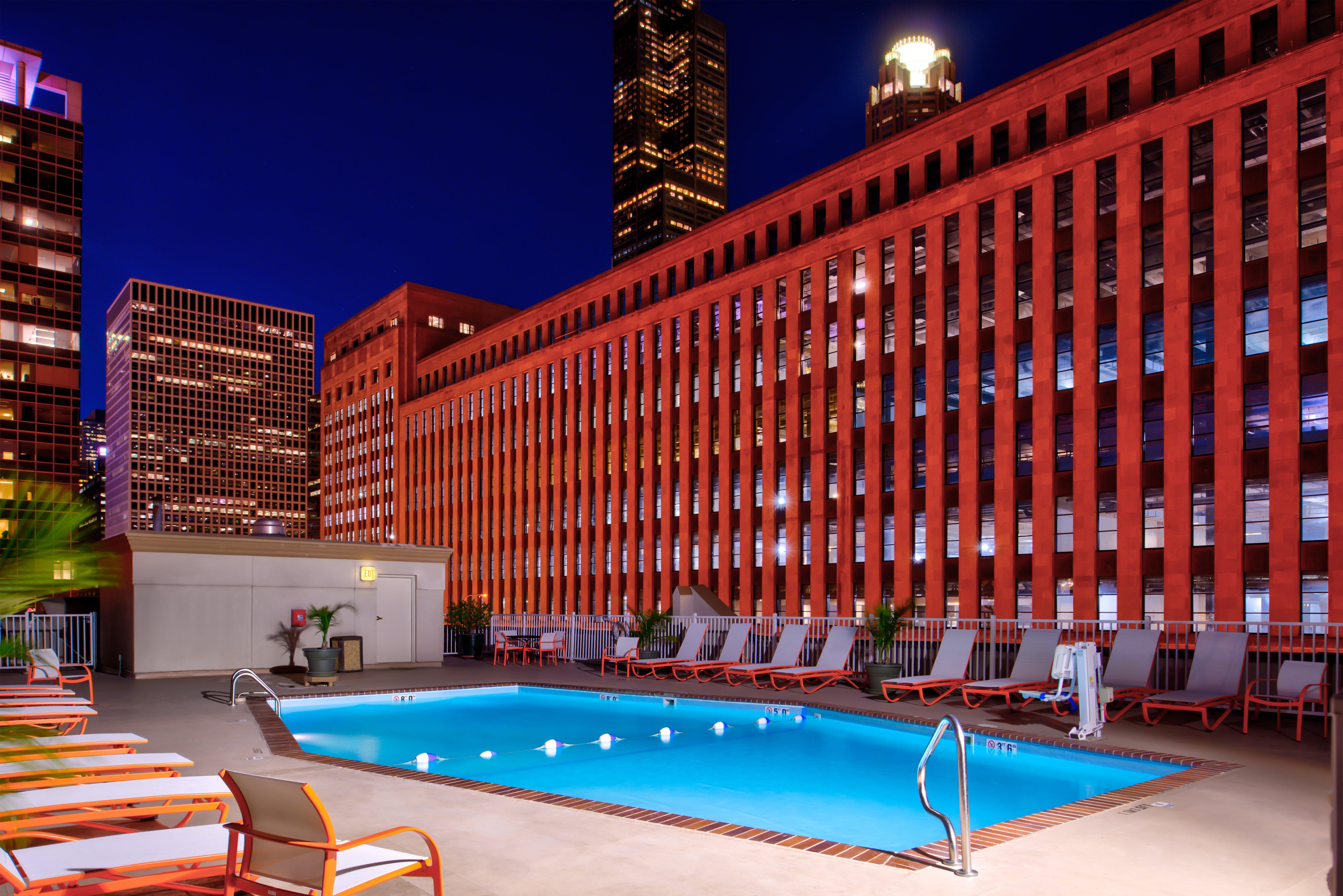 Holiday Inn Hotel & Suites Chicago - Downtown, An Ihg Hotel Экстерьер фото
